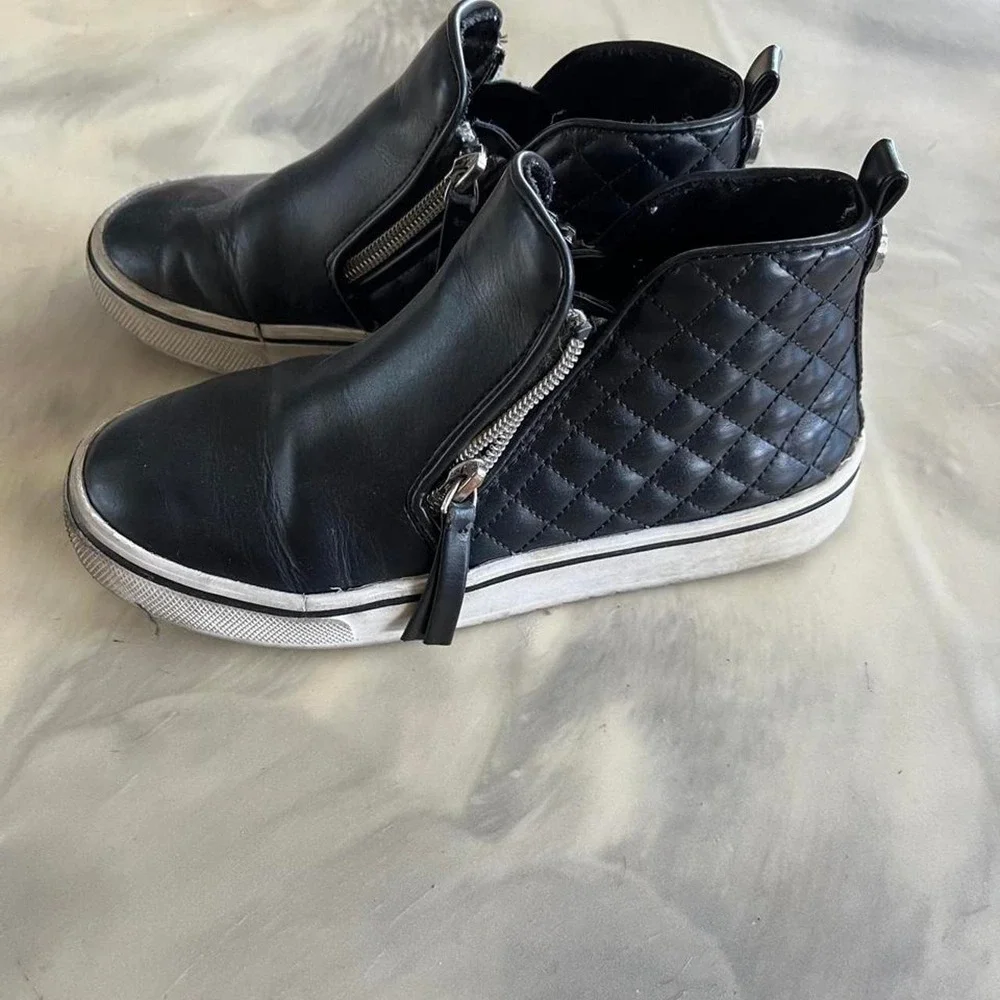 Steve Madden Kids Black Leather Ankle Boots Sz 3